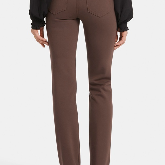 NYDJ Marilyn Straight
Brown Women's Pants 8 - Picture 6 of 6